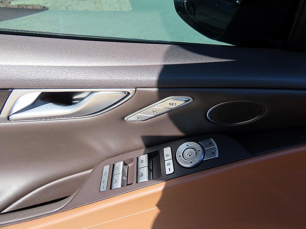 Genesis G80 — photo 11