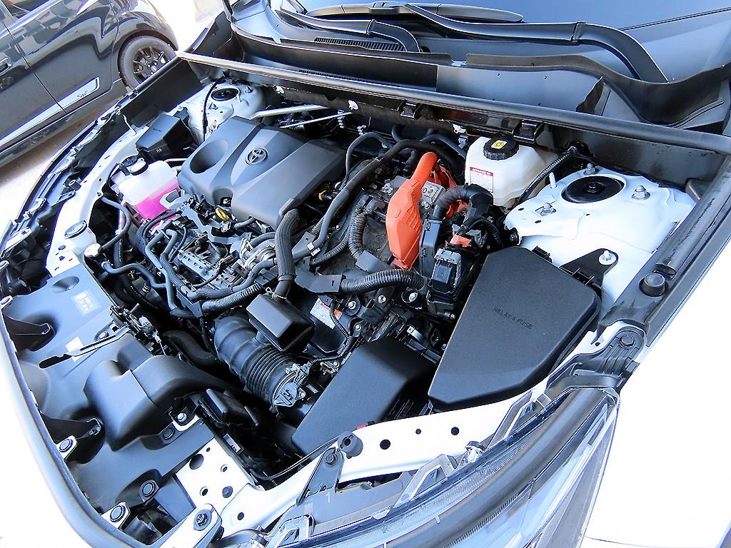 Toyota RAV4 — photo 19
