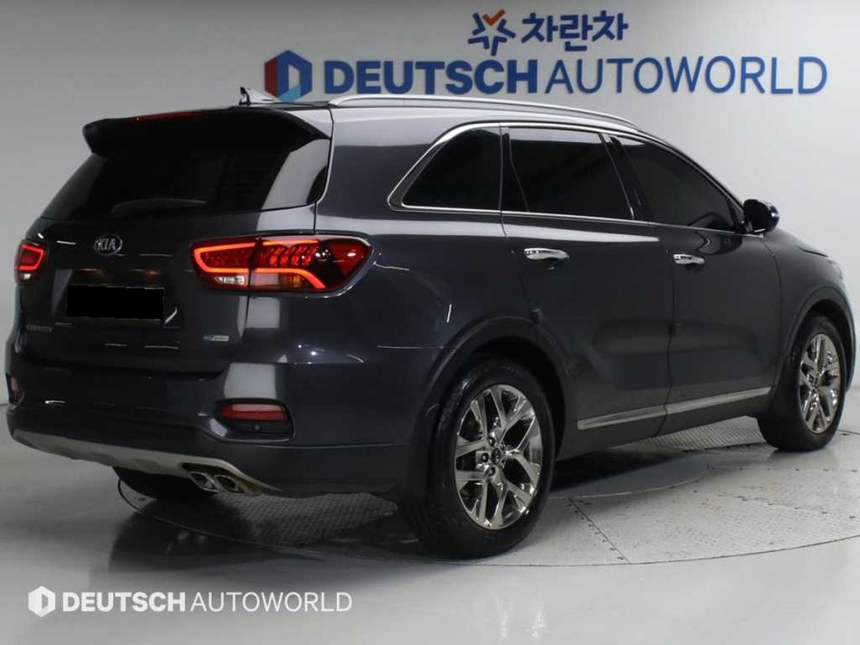 Kia Sorento — photo 02