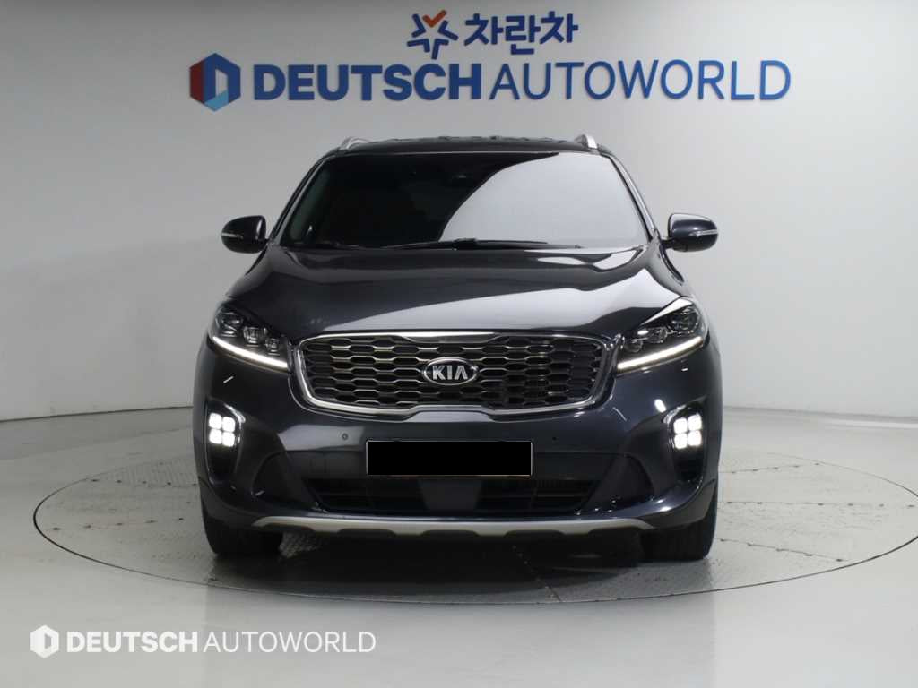 Kia Sorento — photo 03