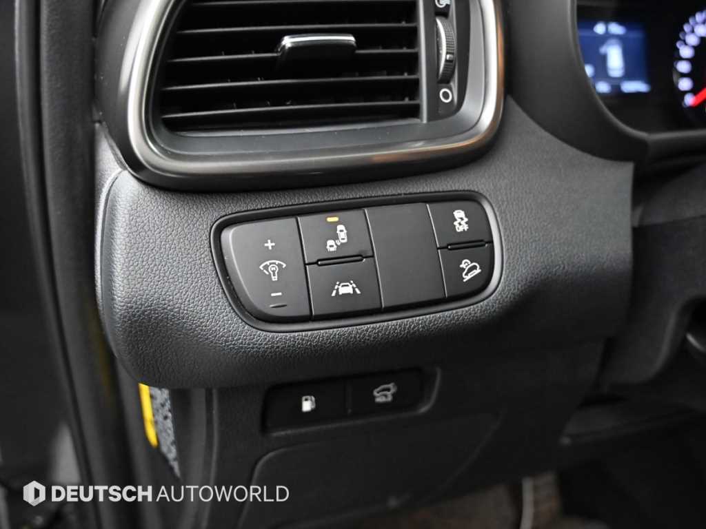 Kia Sorento — photo 17