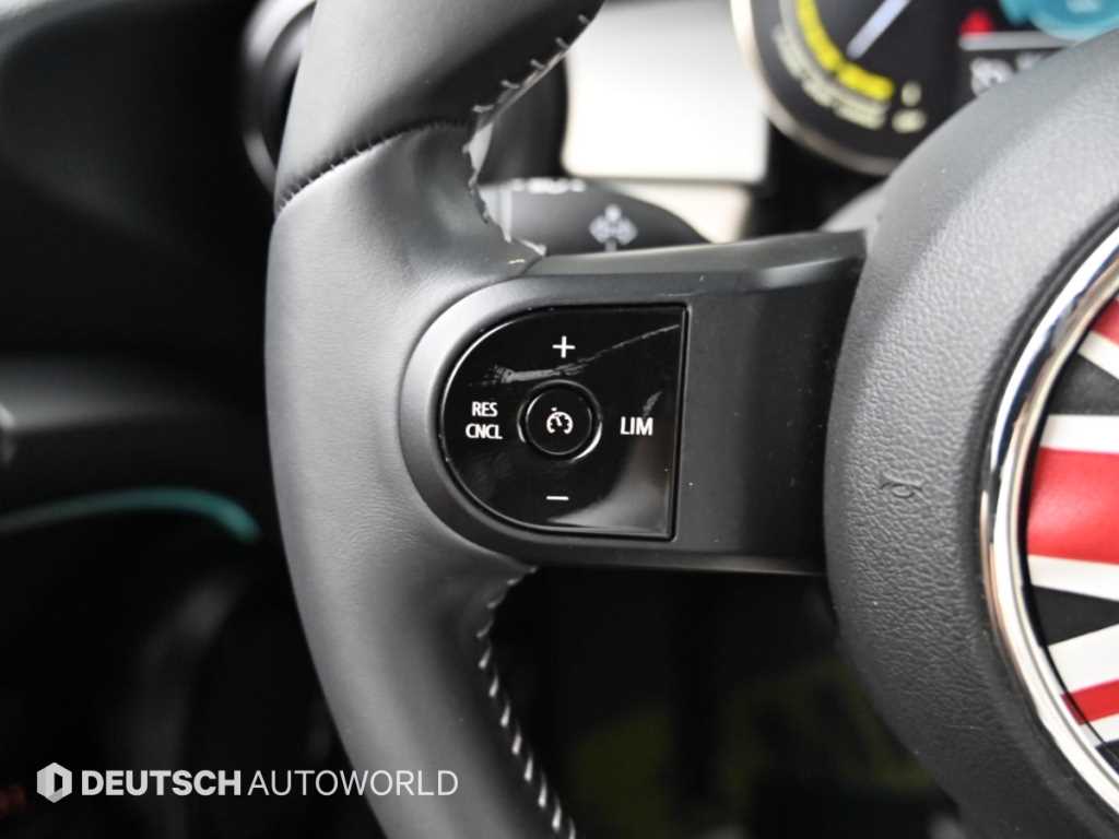 Mini Cooper — photo 16