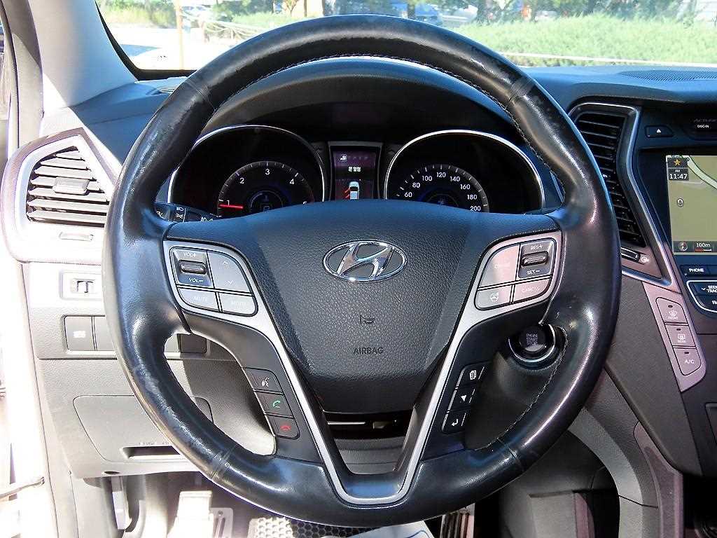 Hyundai Santafe — photo 08