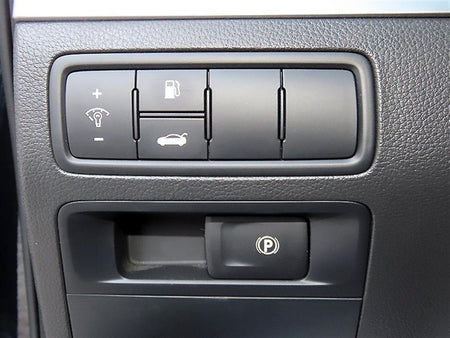 Hyundai Genesis — photo 12