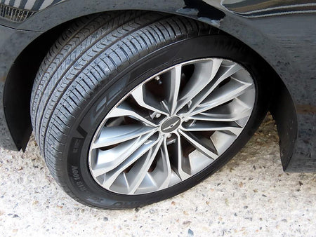 Hyundai Genesis — photo 19