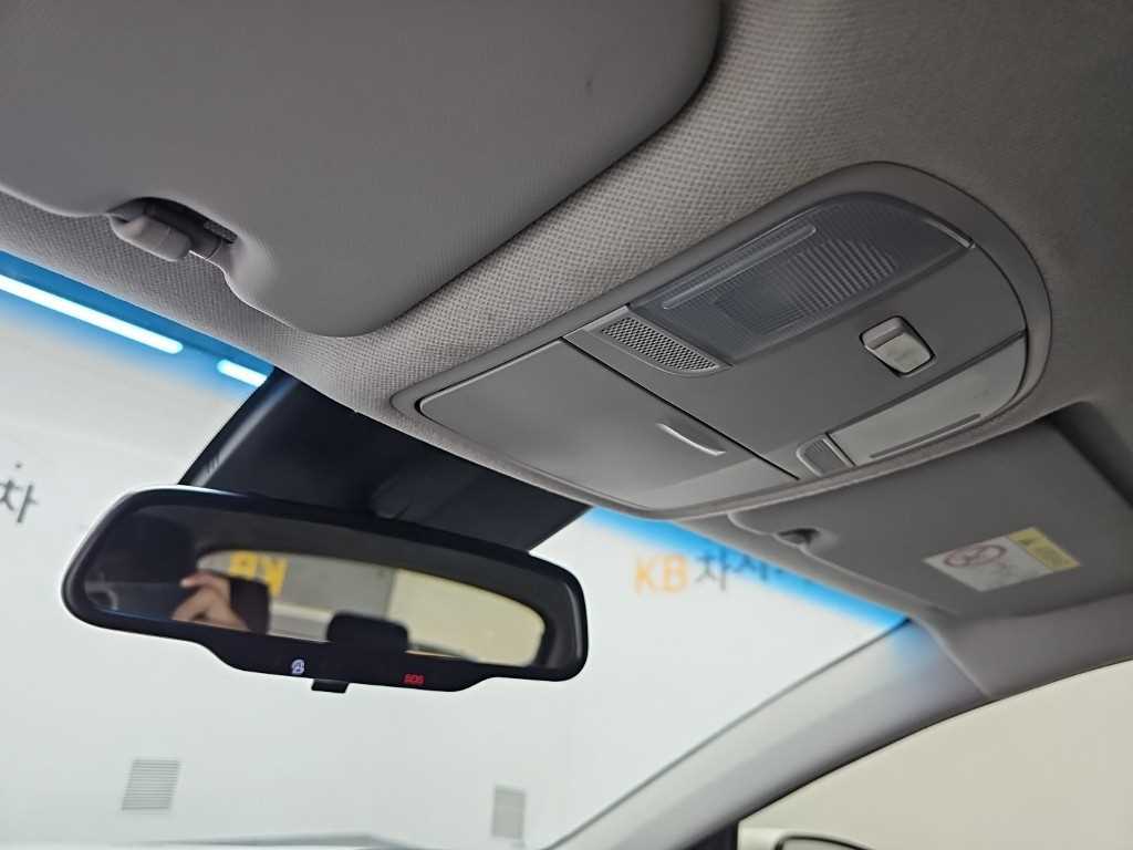 Hyundai Kona — photo 15