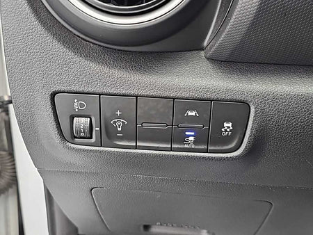 Hyundai Kona — photo 17