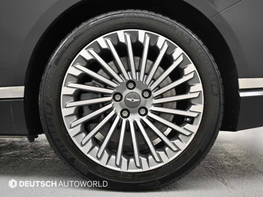 Genesis G80 — photo 05