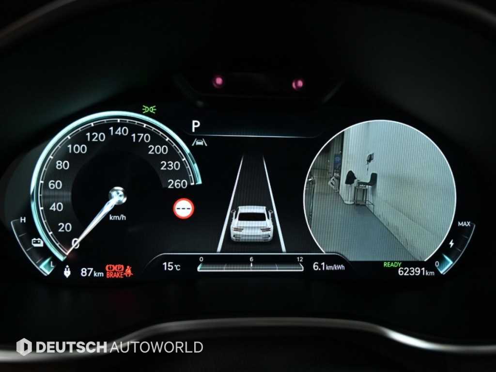 Genesis G80 — photo 08