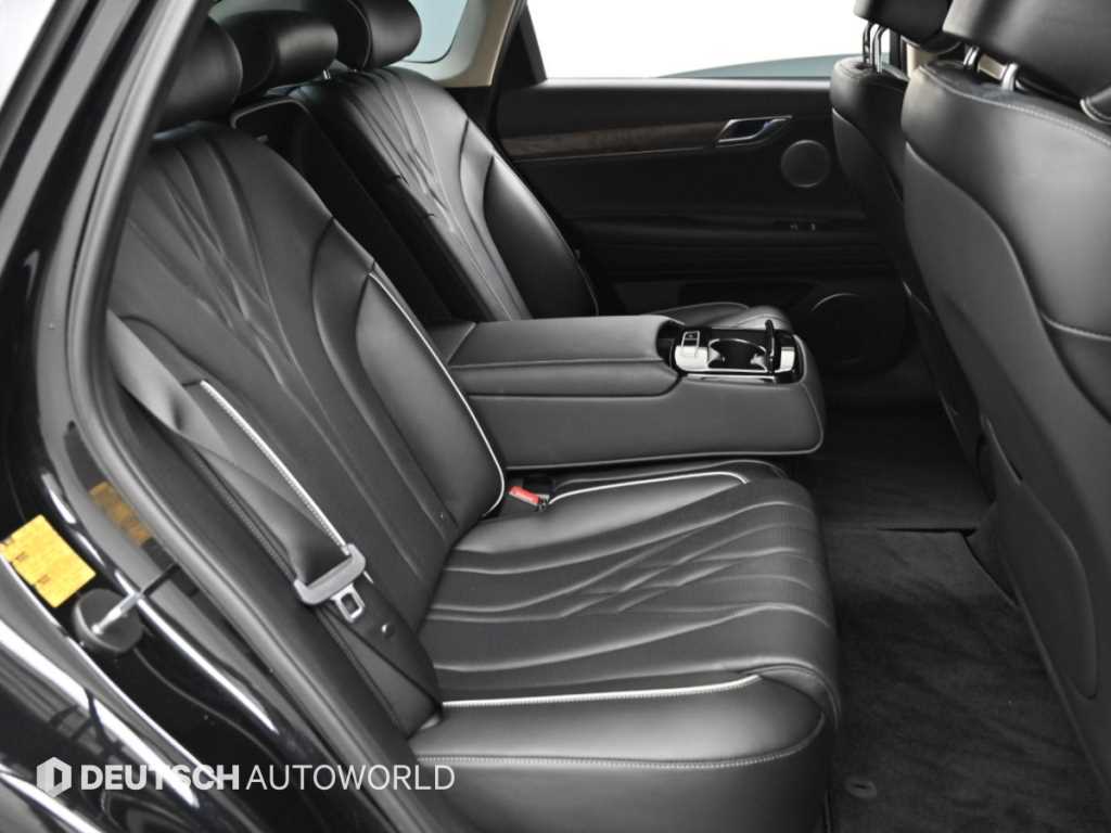 Genesis G80 — photo 12
