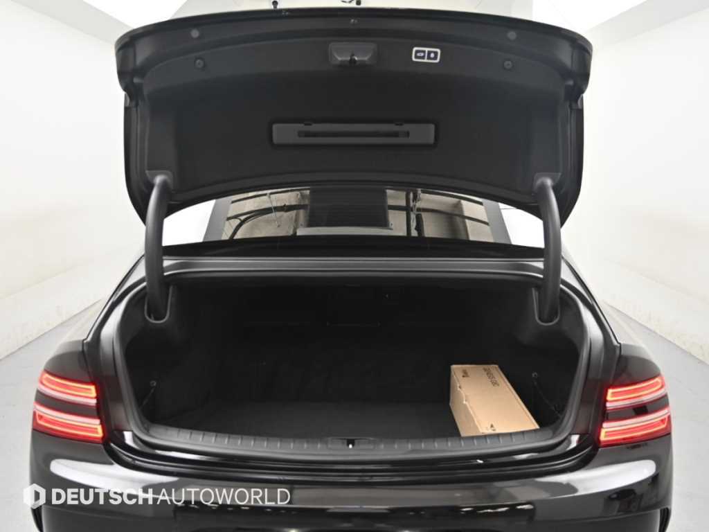 Genesis G80 — photo 19