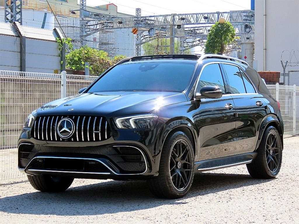 Mercedes-Benz GLE-Class — photo 02