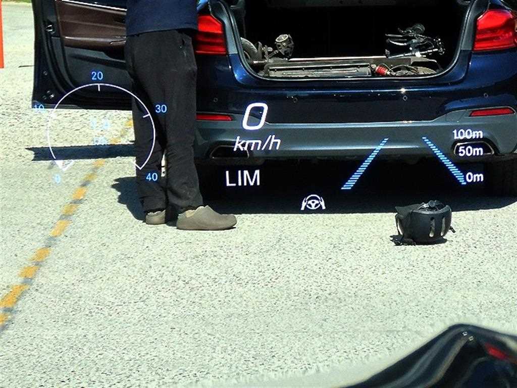 Mercedes-Benz GLE-Class — photo 10