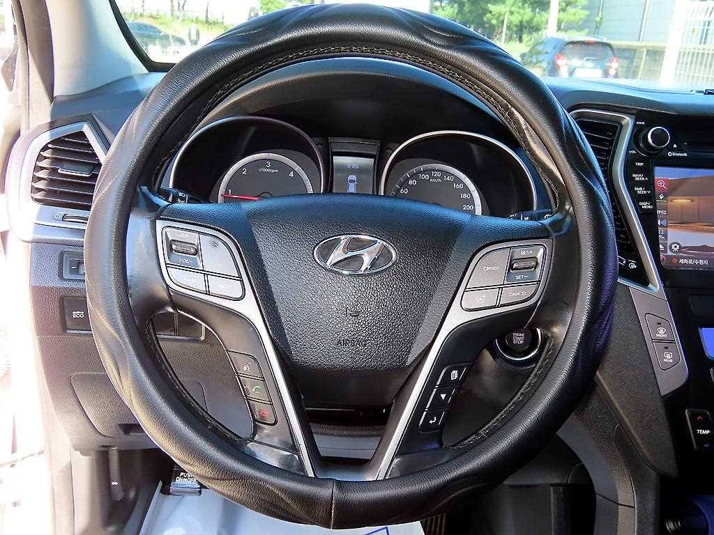 Hyundai Santafe — photo 08