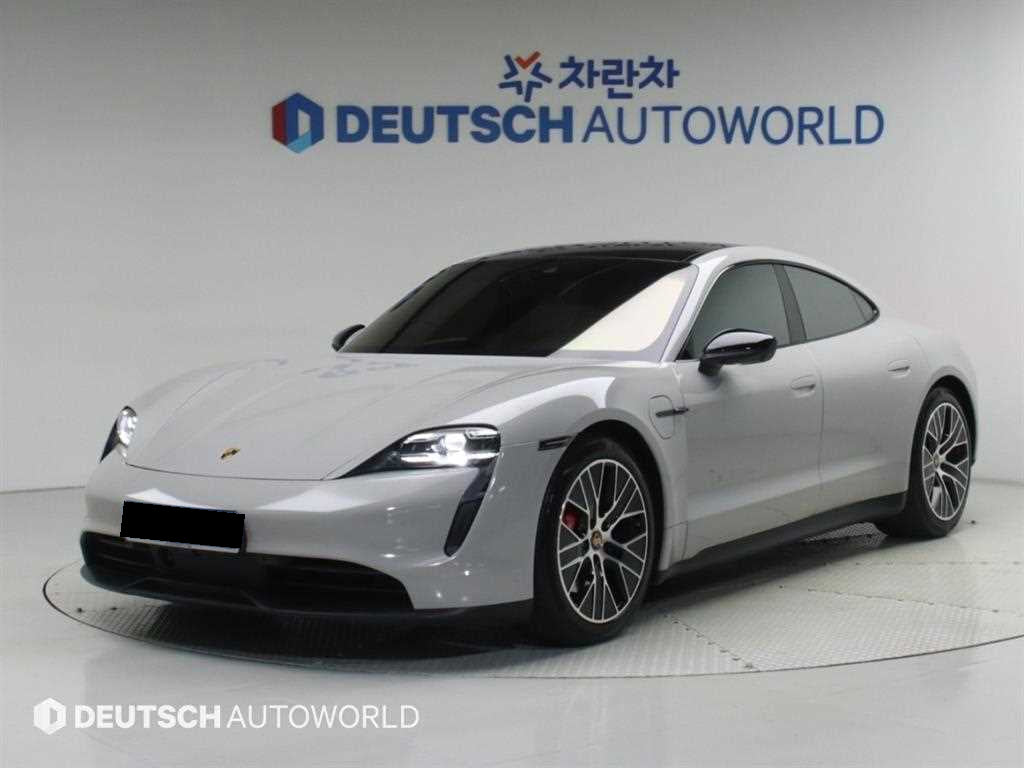 Porsche Taycan — photo 02