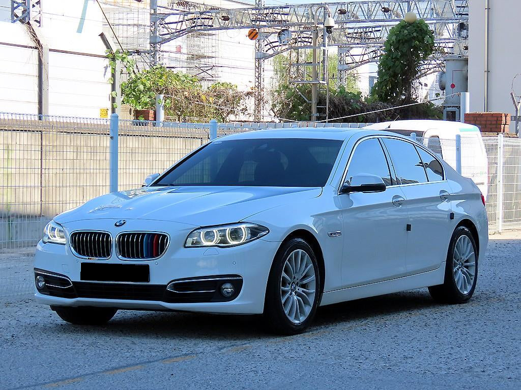 BMW 5-Series — photo 02