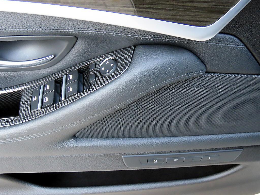 BMW 5-Series — photo 12