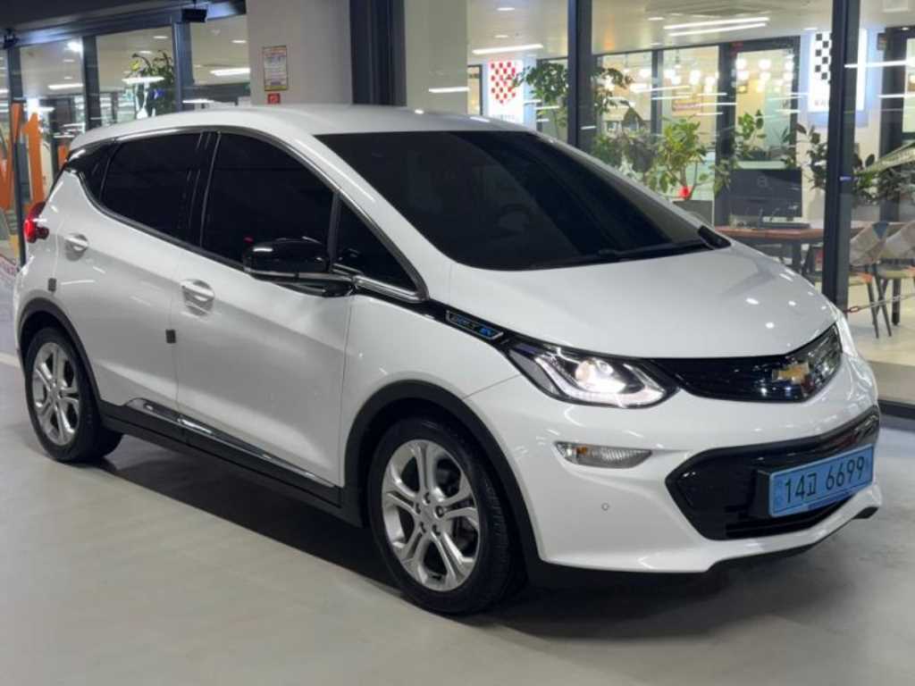 CHEVROLET Bolt EV — photo 02