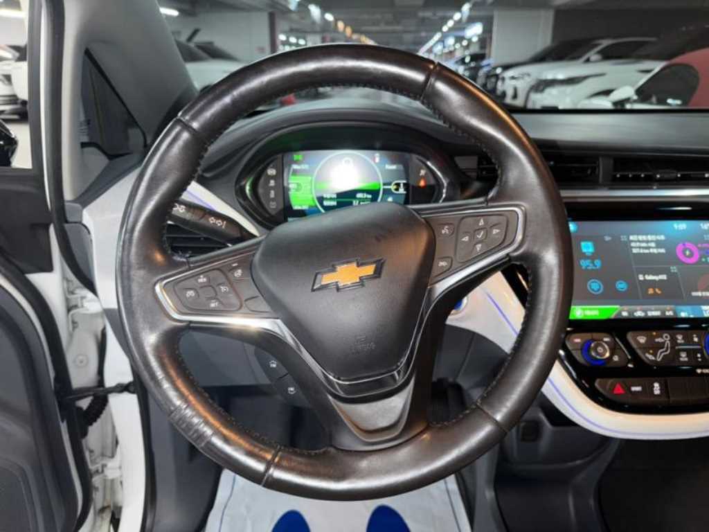 CHEVROLET Bolt EV — photo 08