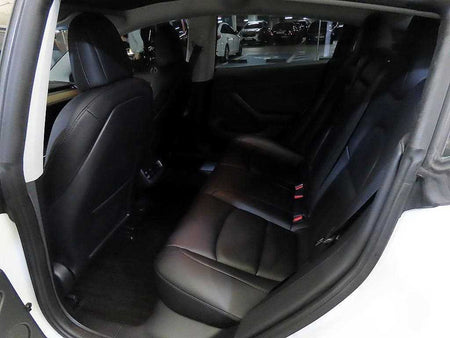 Tesla Model 3 — photo 07