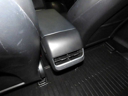 Tesla Model 3 — photo 16