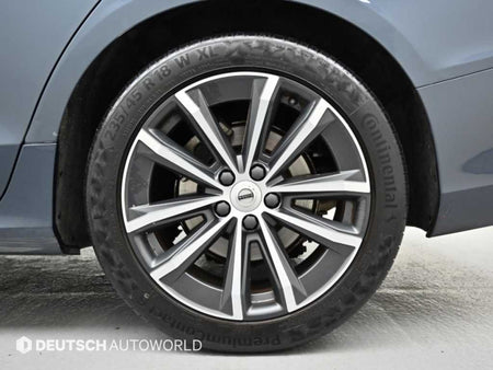 Volvo S60 — photo 05
