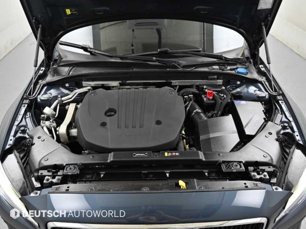 Volvo S60 — photo 06
