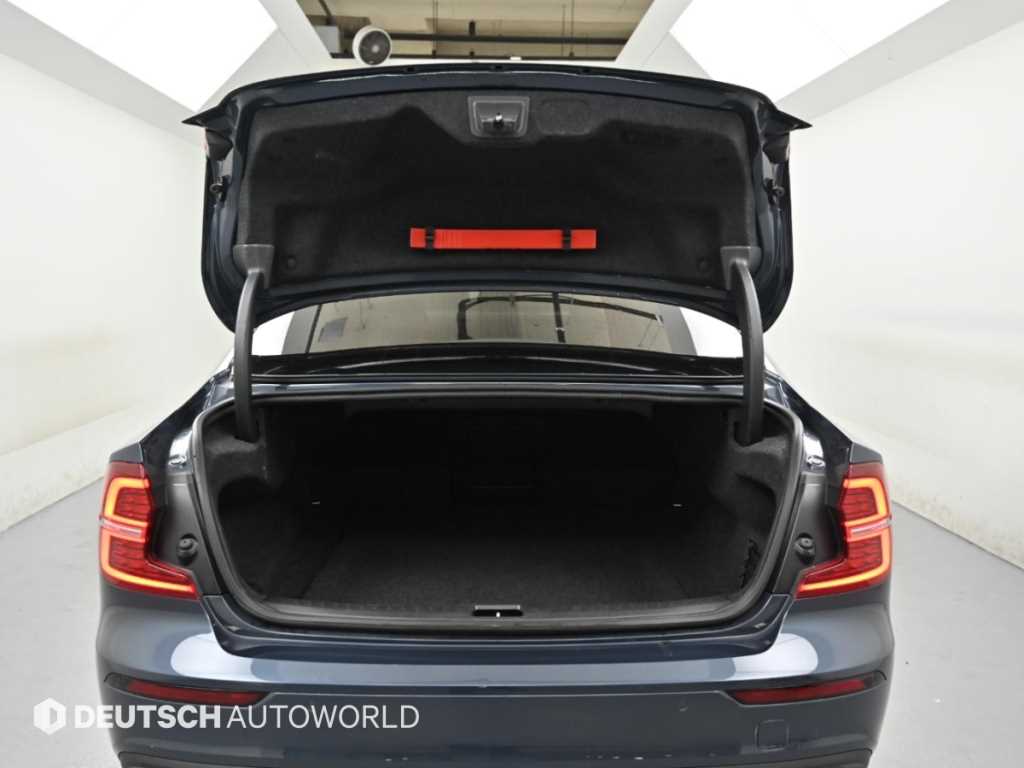 Volvo S60 — photo 19