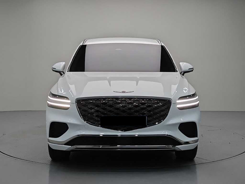 Genesis GV70 — photo 02