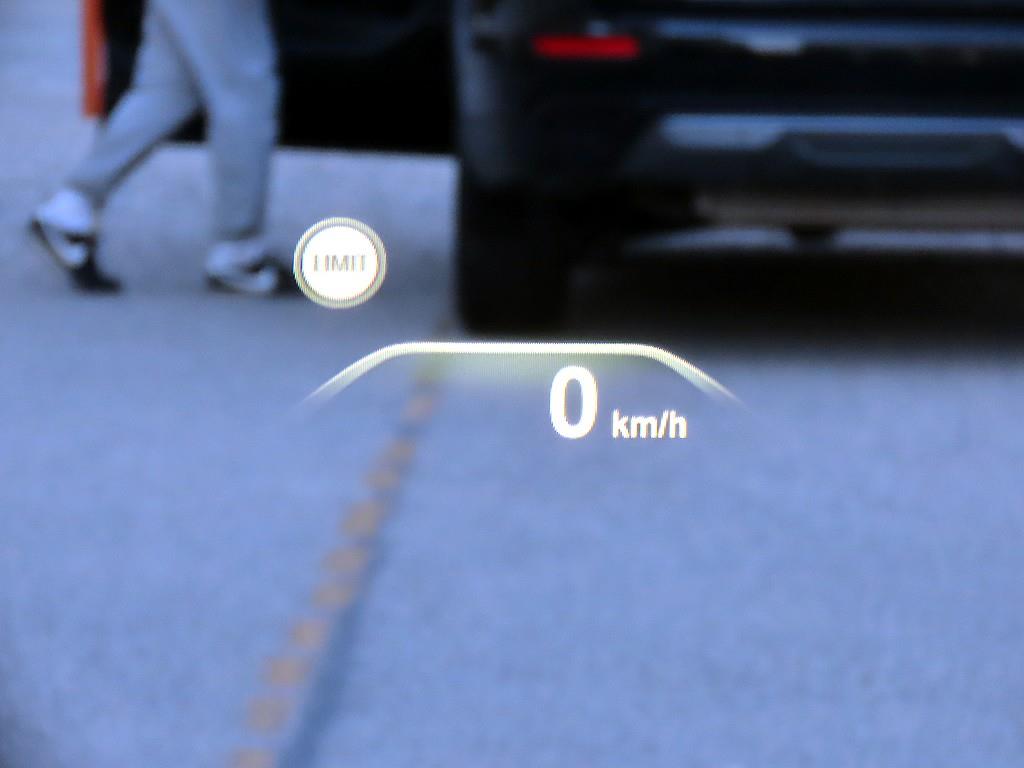 BMW 5-Series — photo 10