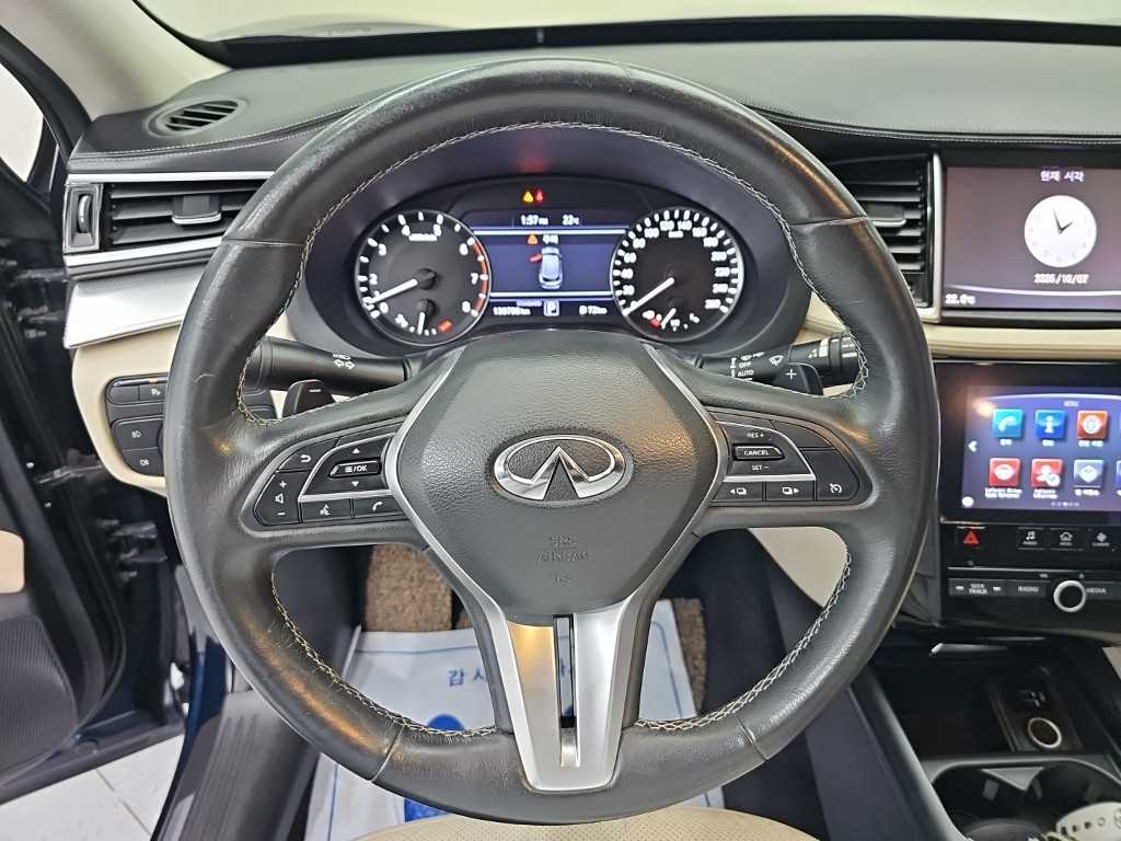 Infiniti QX50 — photo 09
