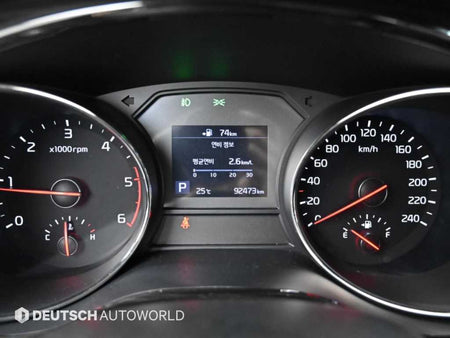 Kia Carnival — photo 08