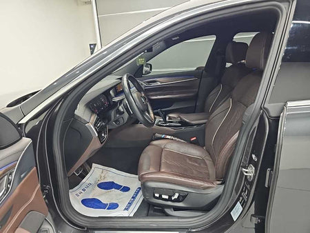 BMW Gran Turismo — photo 11