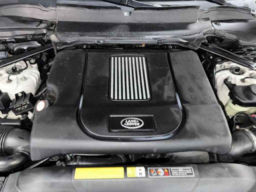 Land Rover Range Rover — photo 19