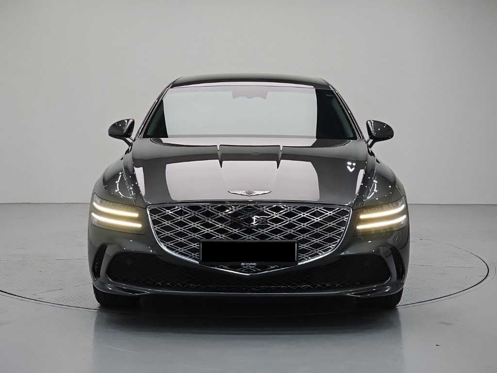 Genesis G80 — photo 02