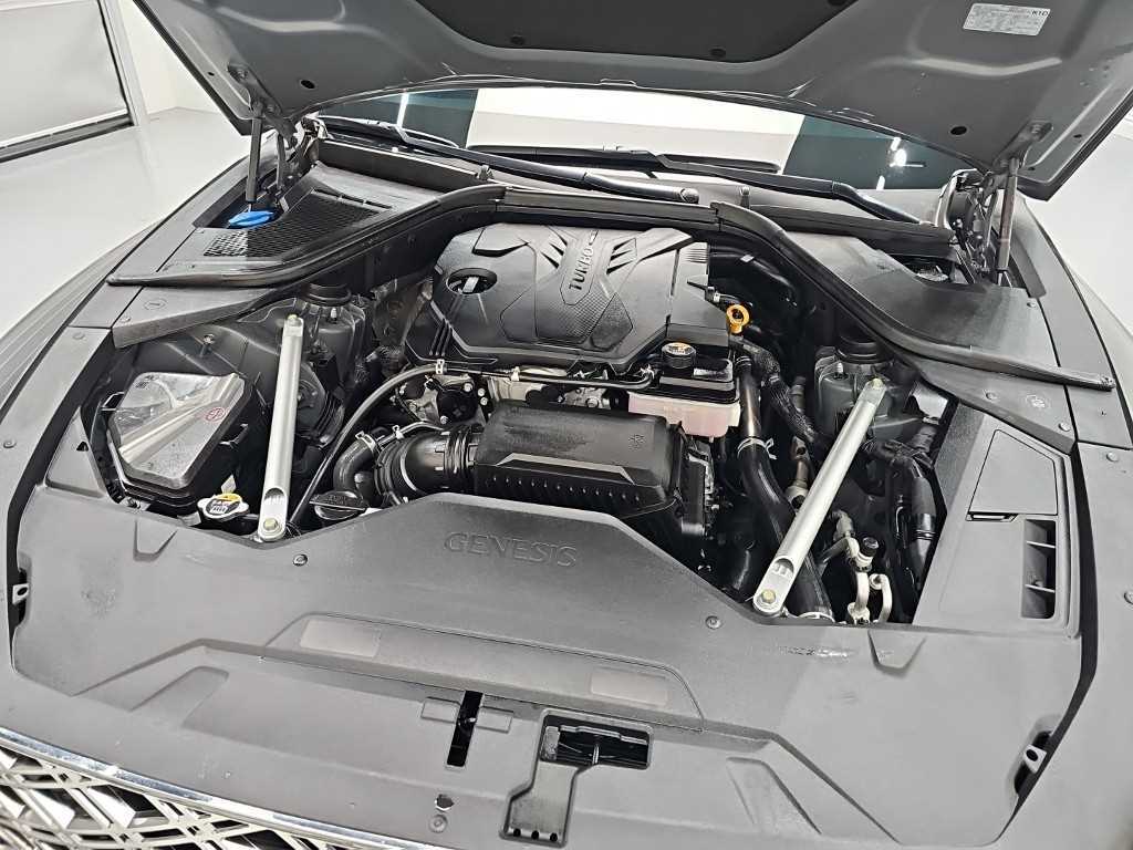 Genesis G80 — photo 05