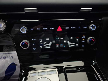 Genesis G80 — photo 10