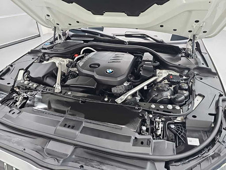 BMW 5-Series — photo 05