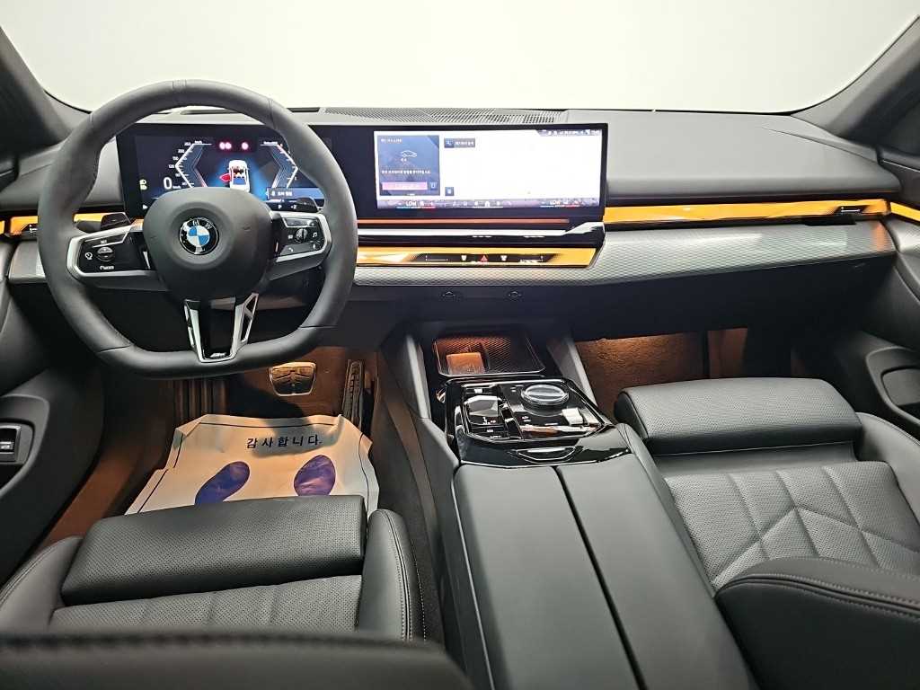 BMW 5-Series — photo 07