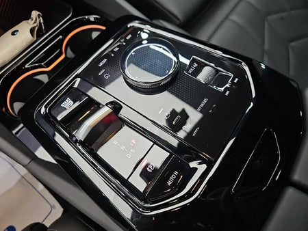 BMW 5-Series — photo 08