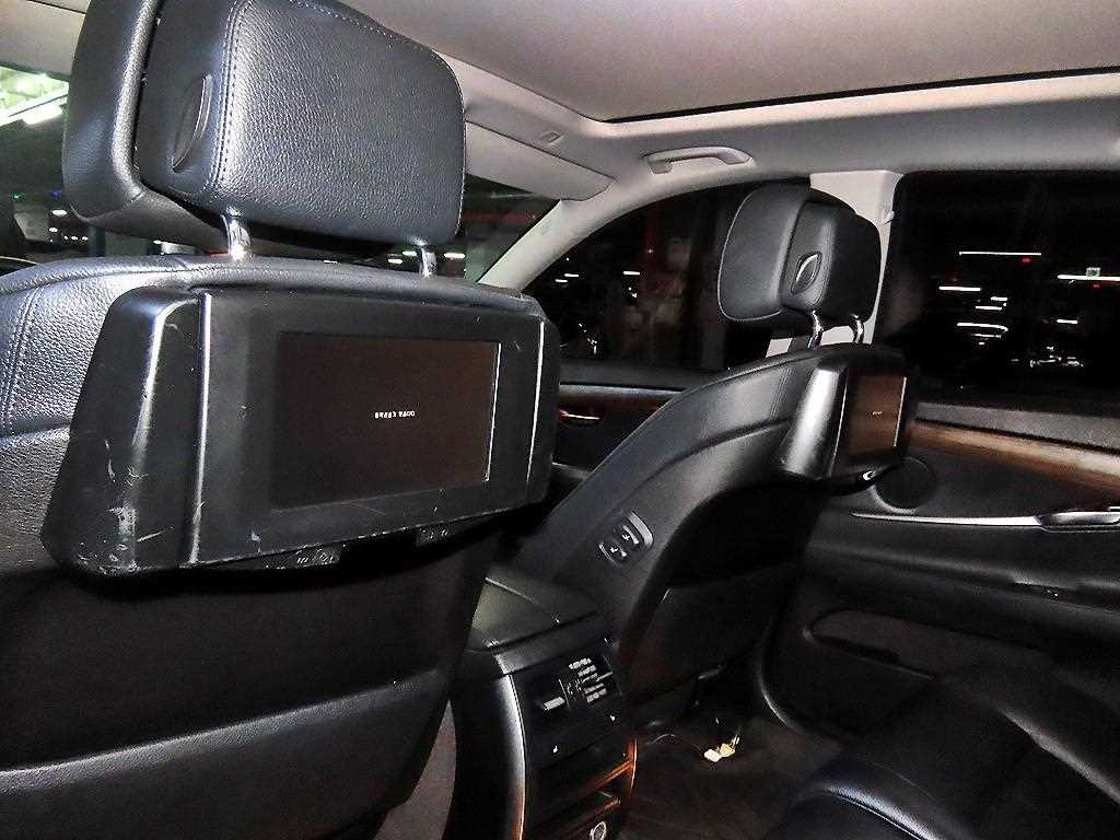 BMW Gran Turismo — photo 14