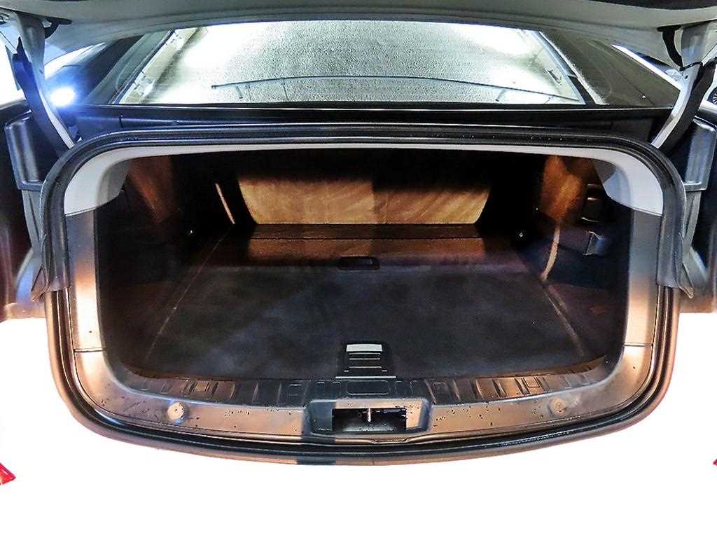 BMW Gran Turismo — photo 16