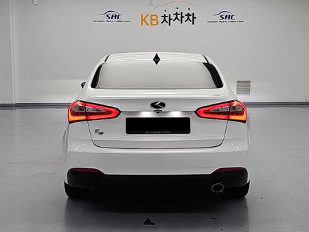 Kia K3 — photo 03