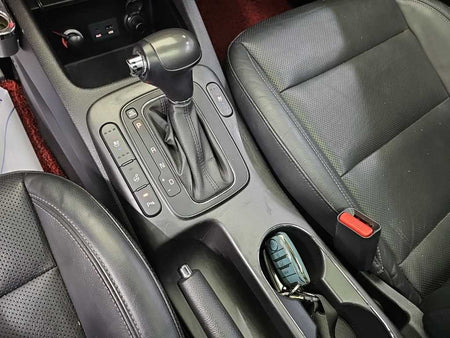 Kia K3 — photo 08
