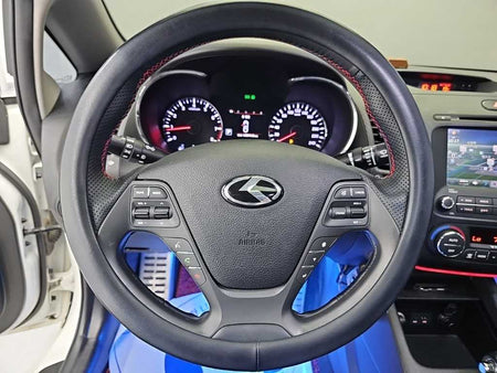 Kia K3 — photo 09