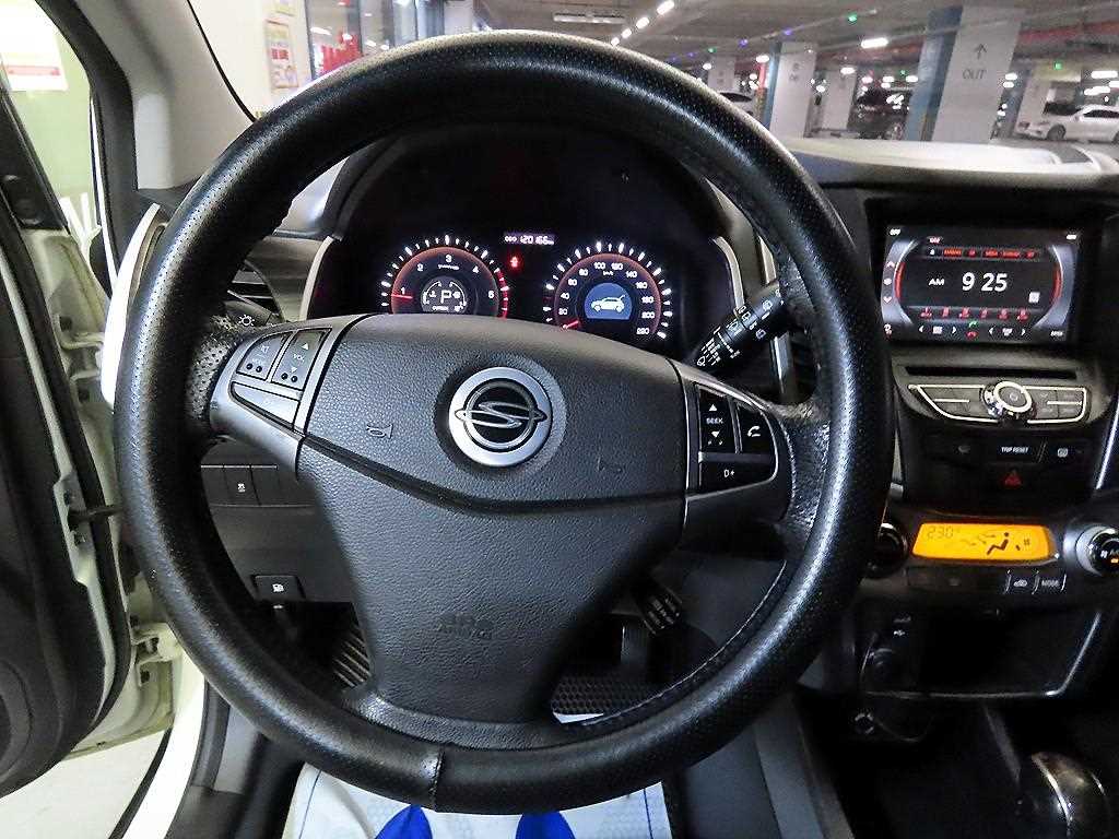KGM KORANDO — photo 08