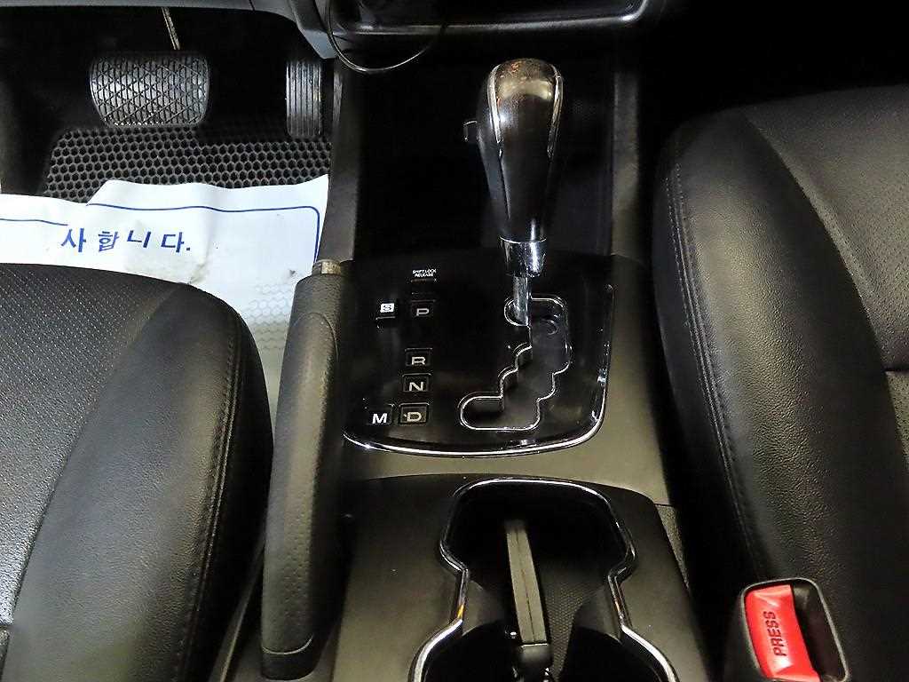 KGM KORANDO — photo 12
