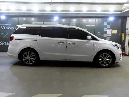 Kia Carnival — photo 03