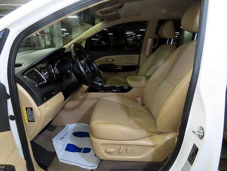 Kia Carnival — photo 06