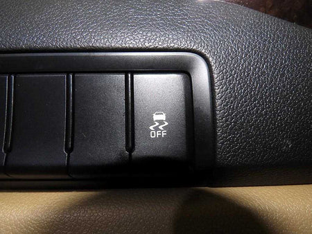 Kia Carnival — photo 14